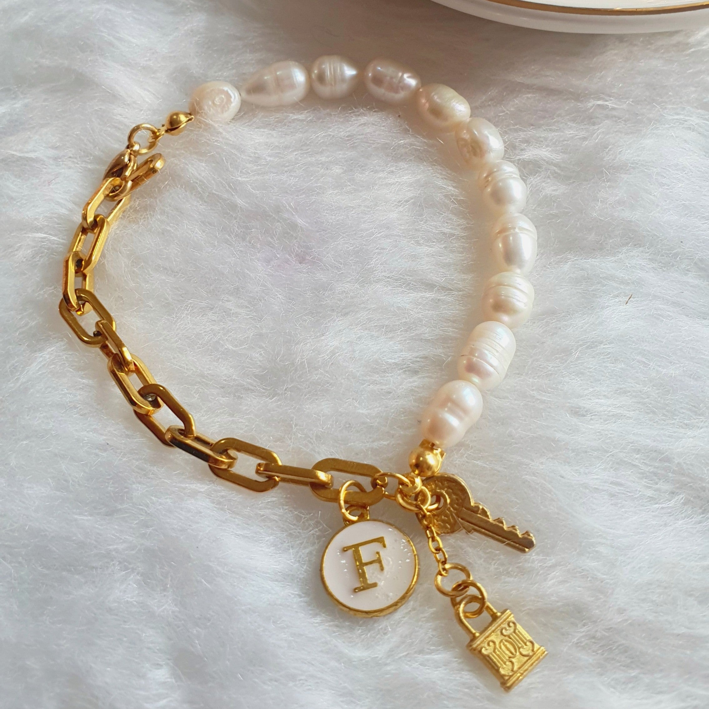 PULSERA PERLA INICIAL