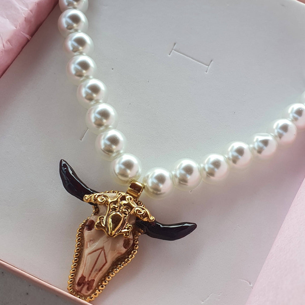 COLLAR PERLA TORO